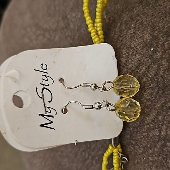 MY STYLE Yellow Beaded Easter Necklace Earrings Set - Picture 3 of 5